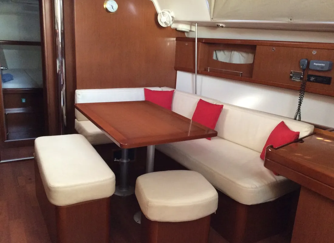 Salon of Fantasea, a Beneteau Oceanis 43 sailboat at Athens, Greece