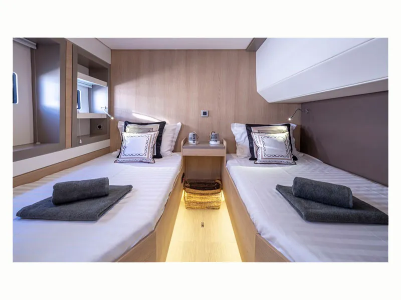Cabin on License to chill, a Bali 5.4 catamaran at Athens, Greece