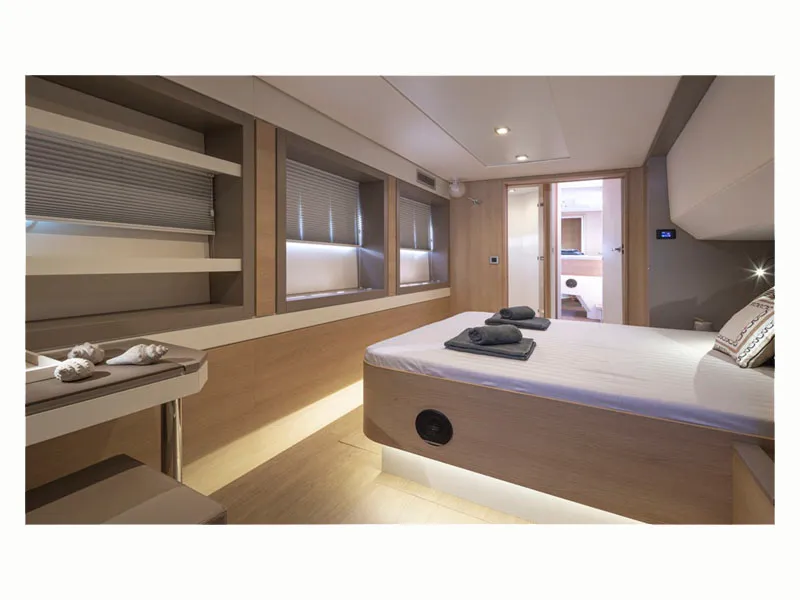 Cabin on License to chill, a Bali 5.4 catamaran at Athens, Greece