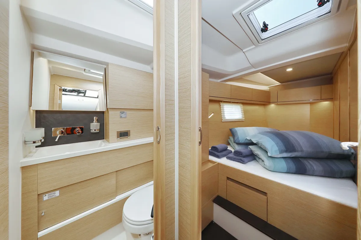 Cabin on Khaleesi, a Hanse 508 sailboat at Grad Kaštela, Croatia