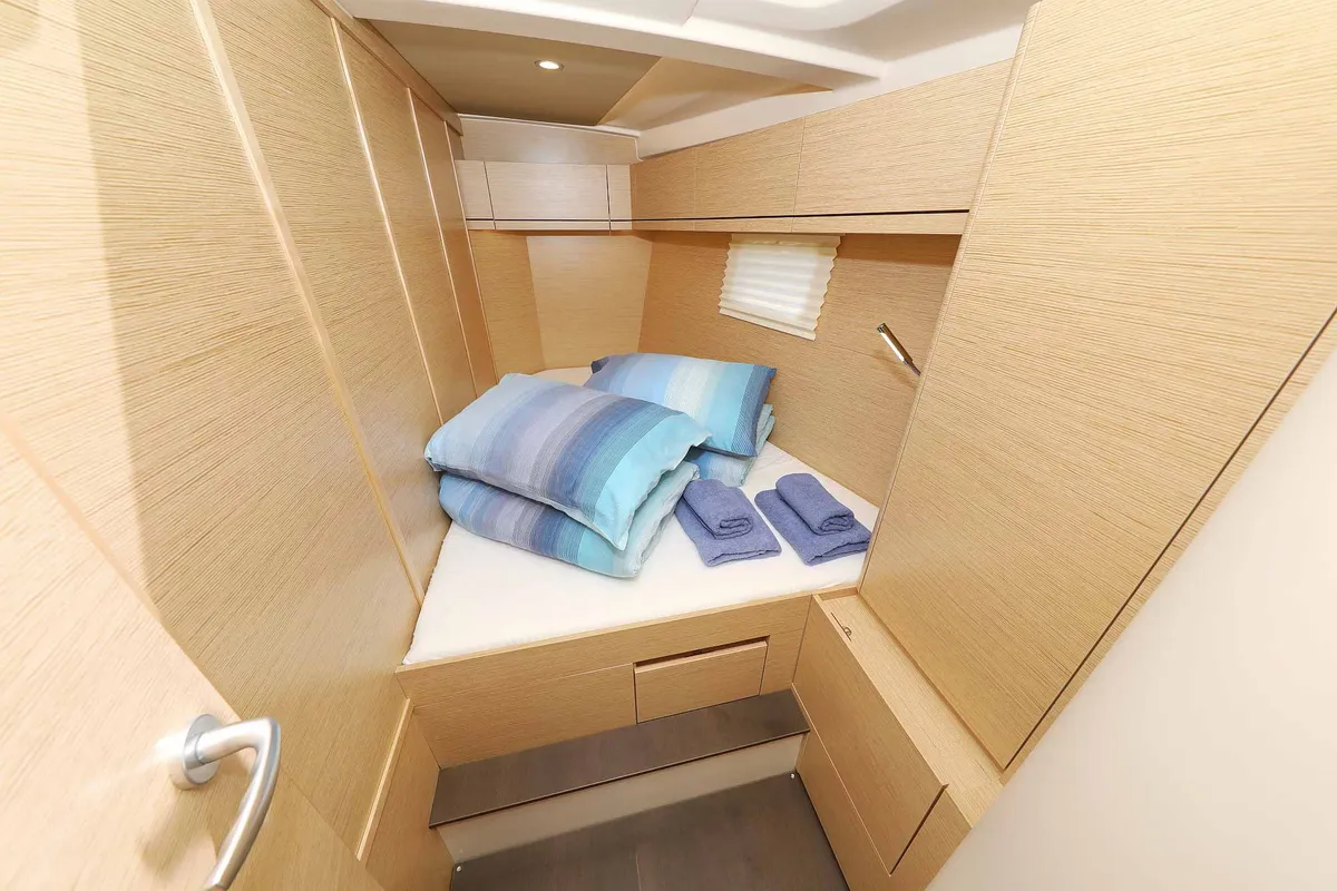 Cabin on Khaleesi, a Hanse 508 sailboat at Grad Kaštela, Croatia