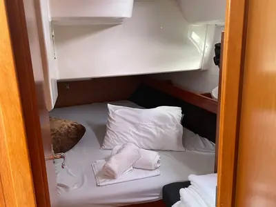 Cabin on Laertis, a Bavaria Cruiser 41 sailboat at Volos, Greece