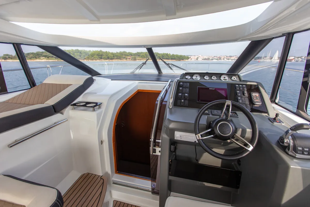 Cockpit of Leader 36, a Jeanneau Leader 36 motor yacht at Grad Pula, Croatia