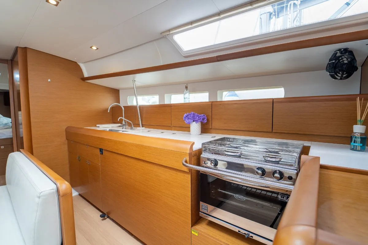 Galley of Ciao Bao, a Jeanneau Sun Odyssey 519 sailboat at Grad Kaštela, Croatia