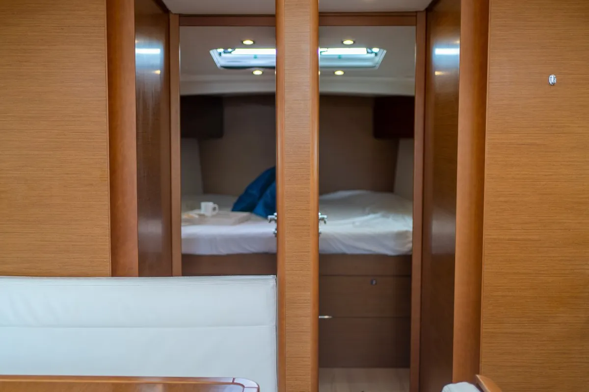 Cabin on Ciao Bao, a Jeanneau Sun Odyssey 519 sailboat at Grad Kaštela, Croatia
