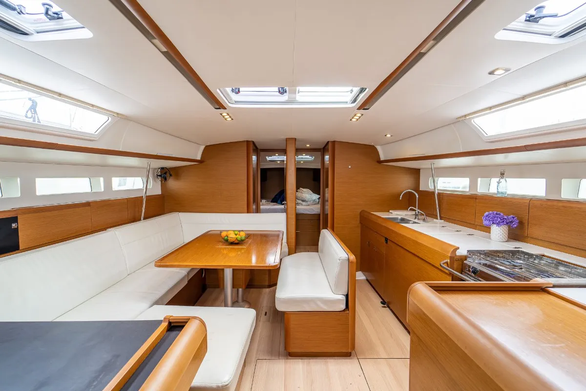 Salon of Ciao Bao, a Jeanneau Sun Odyssey 519 sailboat at Grad Kaštela, Croatia