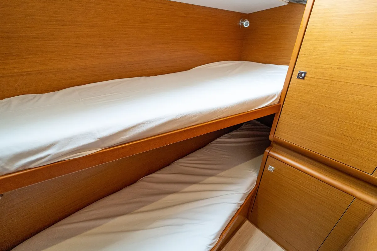 Cabin on Ciao Bao, a Jeanneau Sun Odyssey 519 sailboat at Grad Kaštela, Croatia