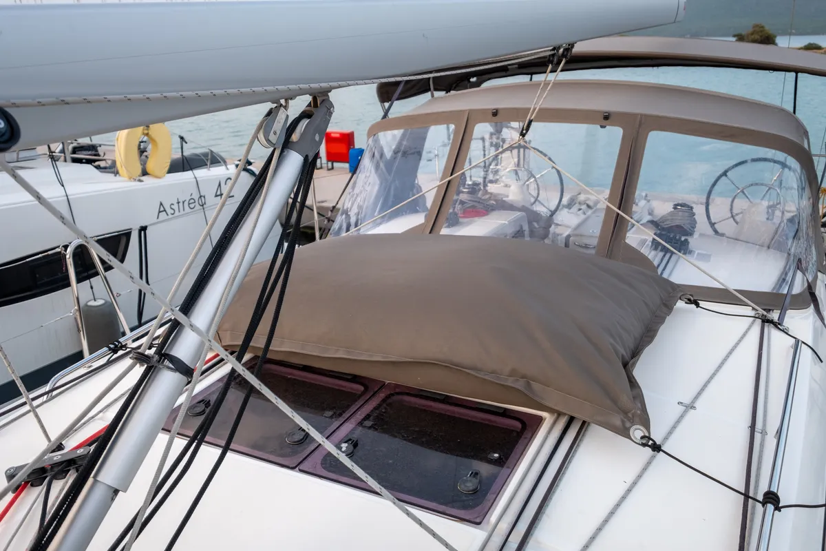 Cabin on Sammy, a Jeanneau Sun Odyssey 410 sailboat at Municipal Unit of Lefkada, Greece