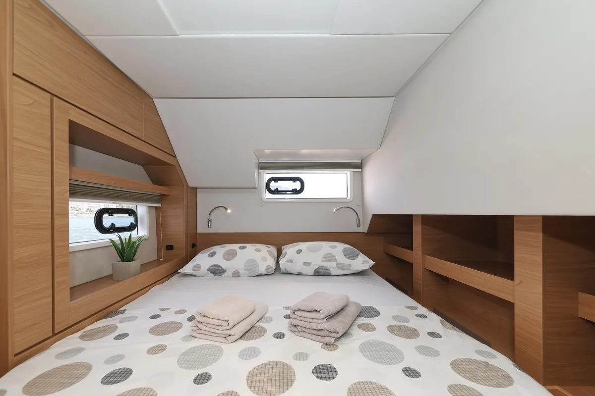 Azuréa, a Bali 4.6 catamaran at Grad Kaštela, Croatia