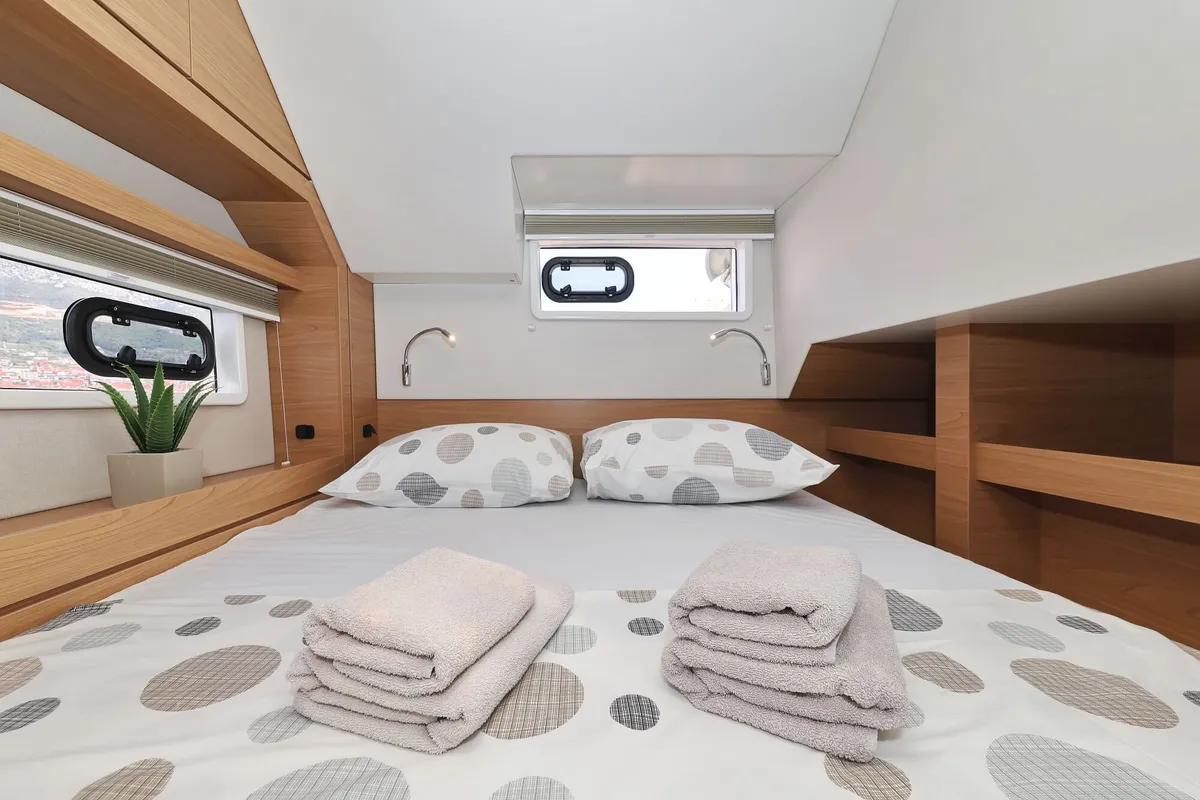 Azuréa, a Bali 4.6 catamaran at Grad Kaštela, Croatia