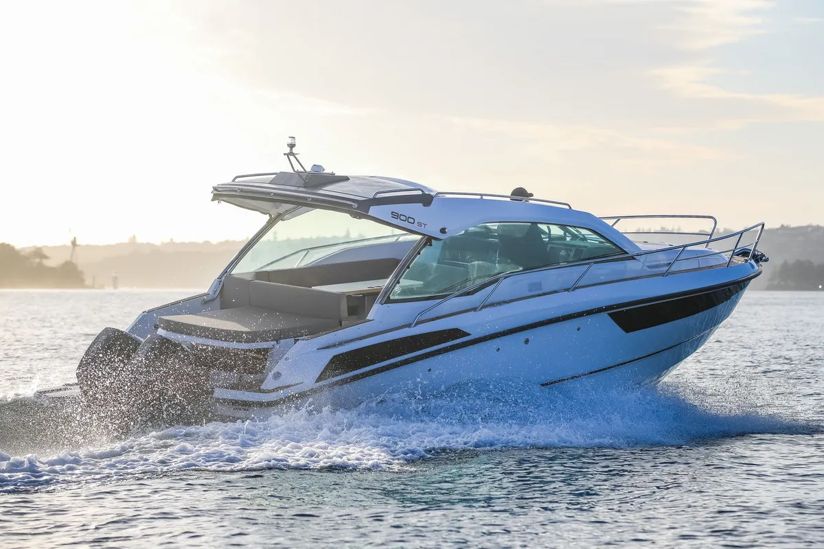 Exterior view of Mačka Monika, a Flipper 900 ST motor yacht at Pirovac, Croatia