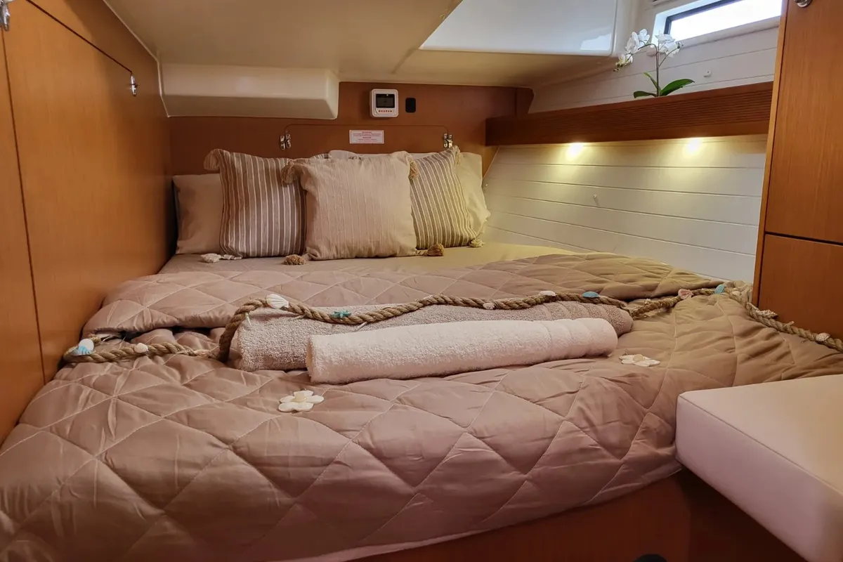 Cabin on Bela Vila, a Bavaria Cruiser 50 sailboat at Athens, Marina Delta Kallithea, Greece