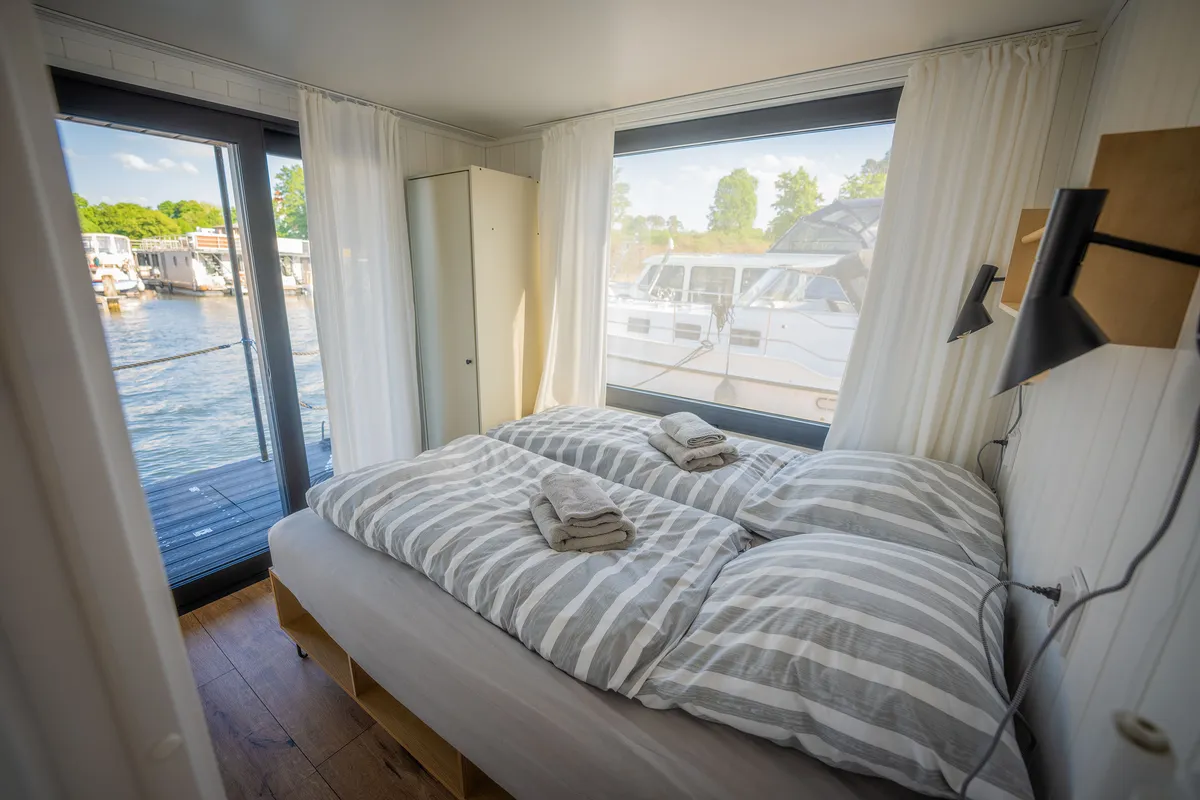 Cabin on Pina, a Woma D13 motorboat at Fürstenberg/Havel, Germany