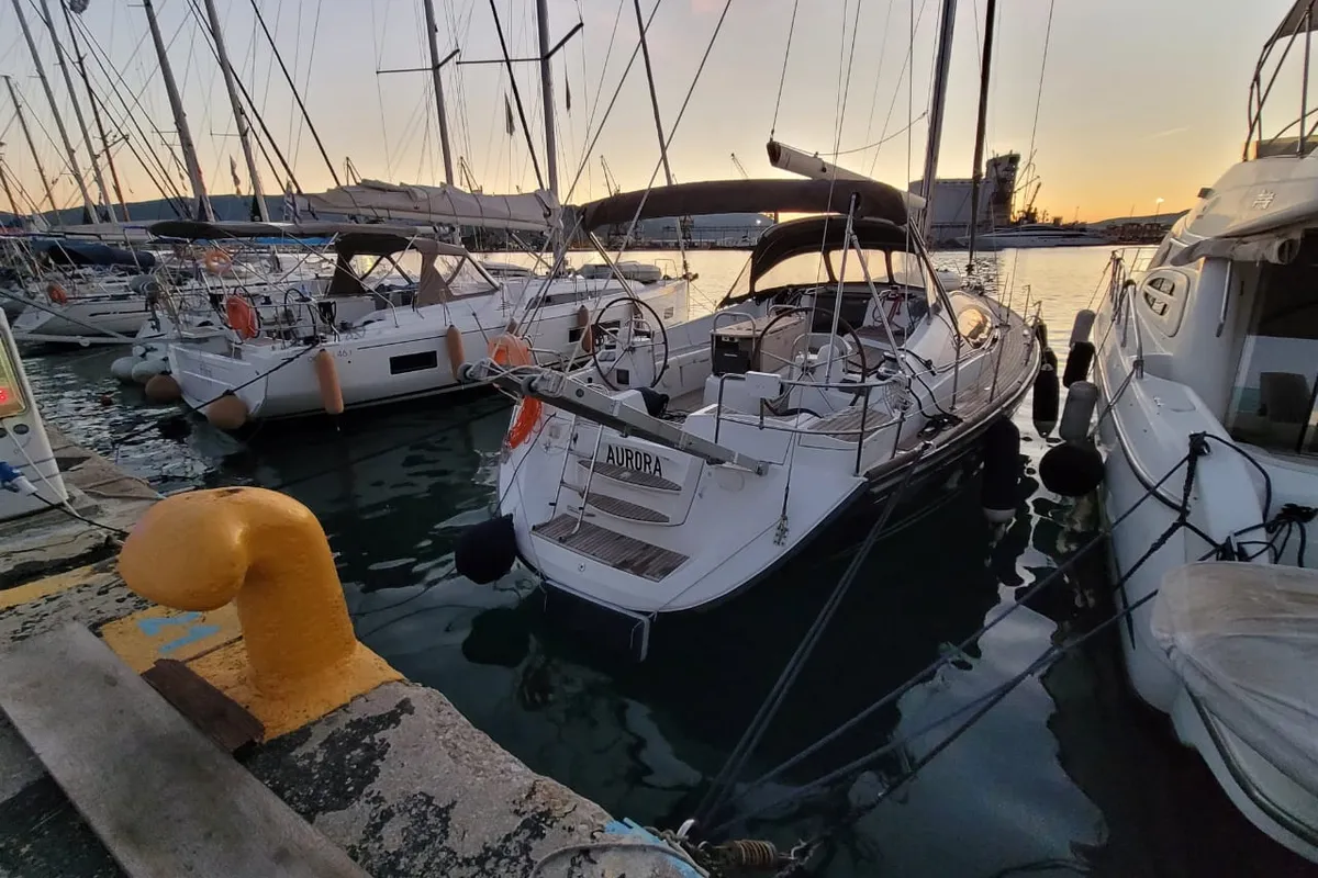 Exterior view of Aurora, a Jeanneau Sun Odyssey 45DS sailboat at Volos, Greece