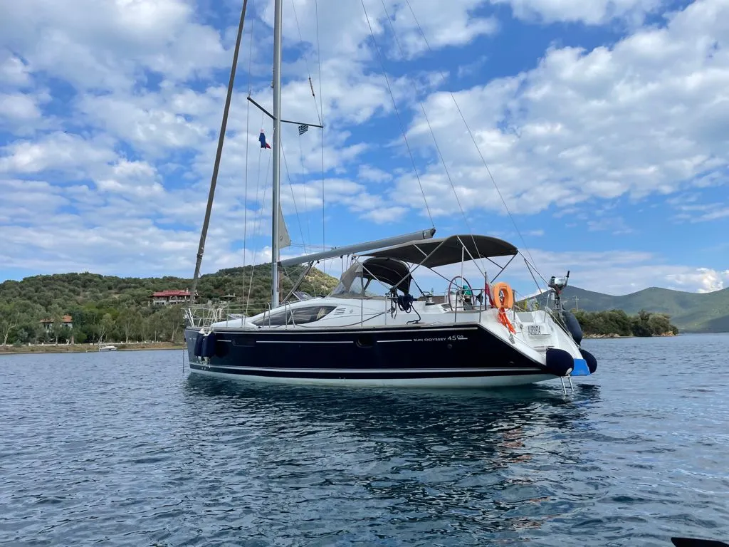 Exterior view of Aurora, a Jeanneau Sun Odyssey 45DS sailboat at Volos, Greece