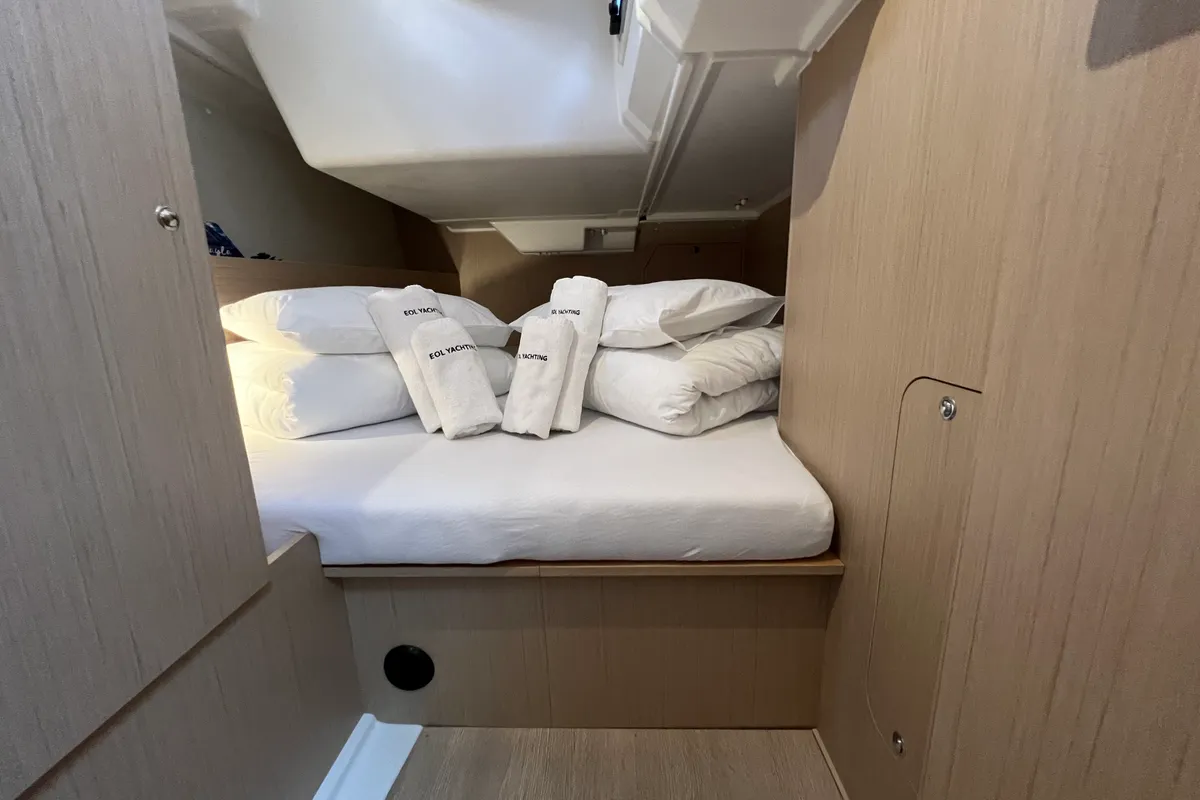 Cabin on Jana, a Beneteau Oceanis 38.1 sailboat at Grad Pula, Croatia