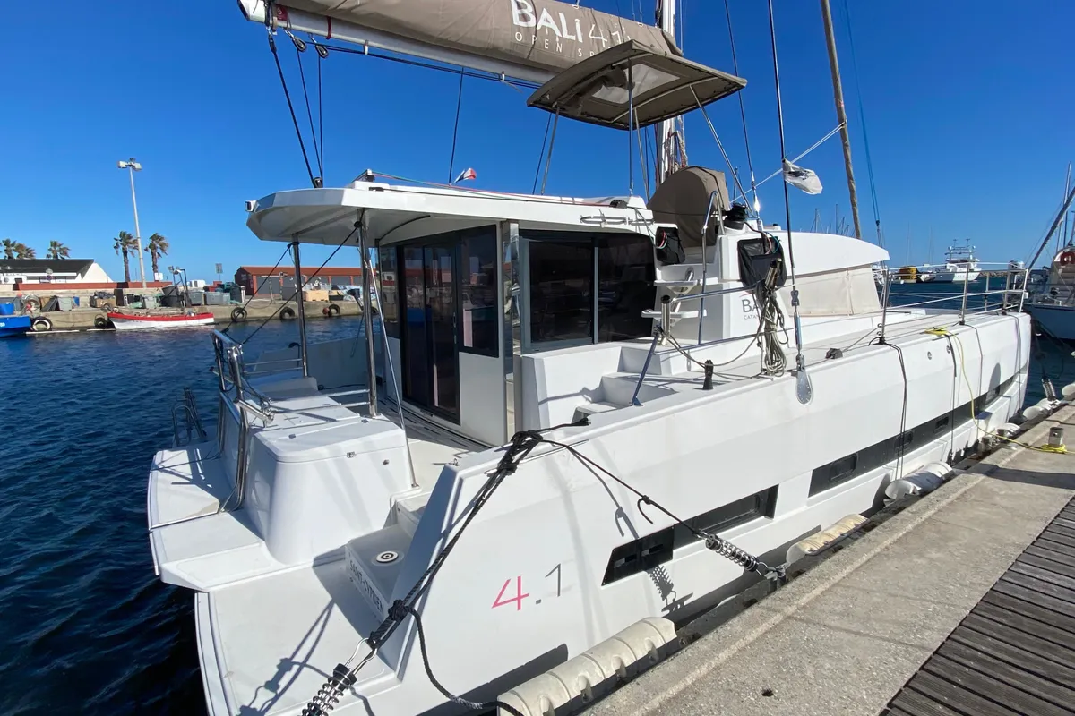 Exterior view of FUNSEA, a Bali 4.1 catamaran at Lefkada, Greece