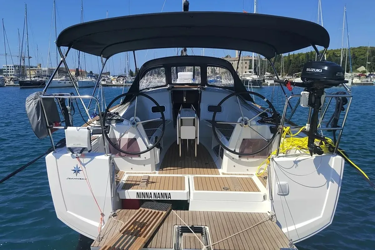 Exterior view of Ninna Nanna, a Jeanneau Sun Odyssey 349 sailboat at Grad Pula, Croatia