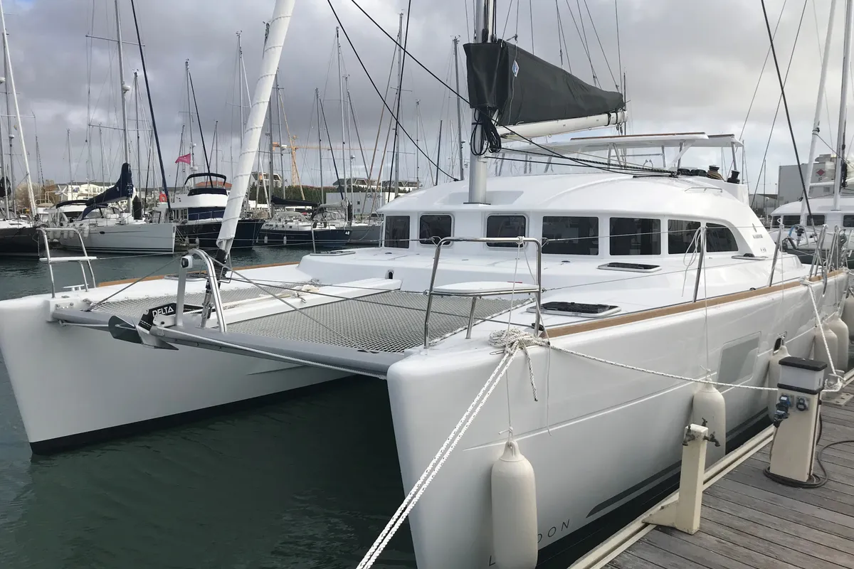Exterior view of Tarawa III, a Lagoon 380 catamaran at Hyères, France