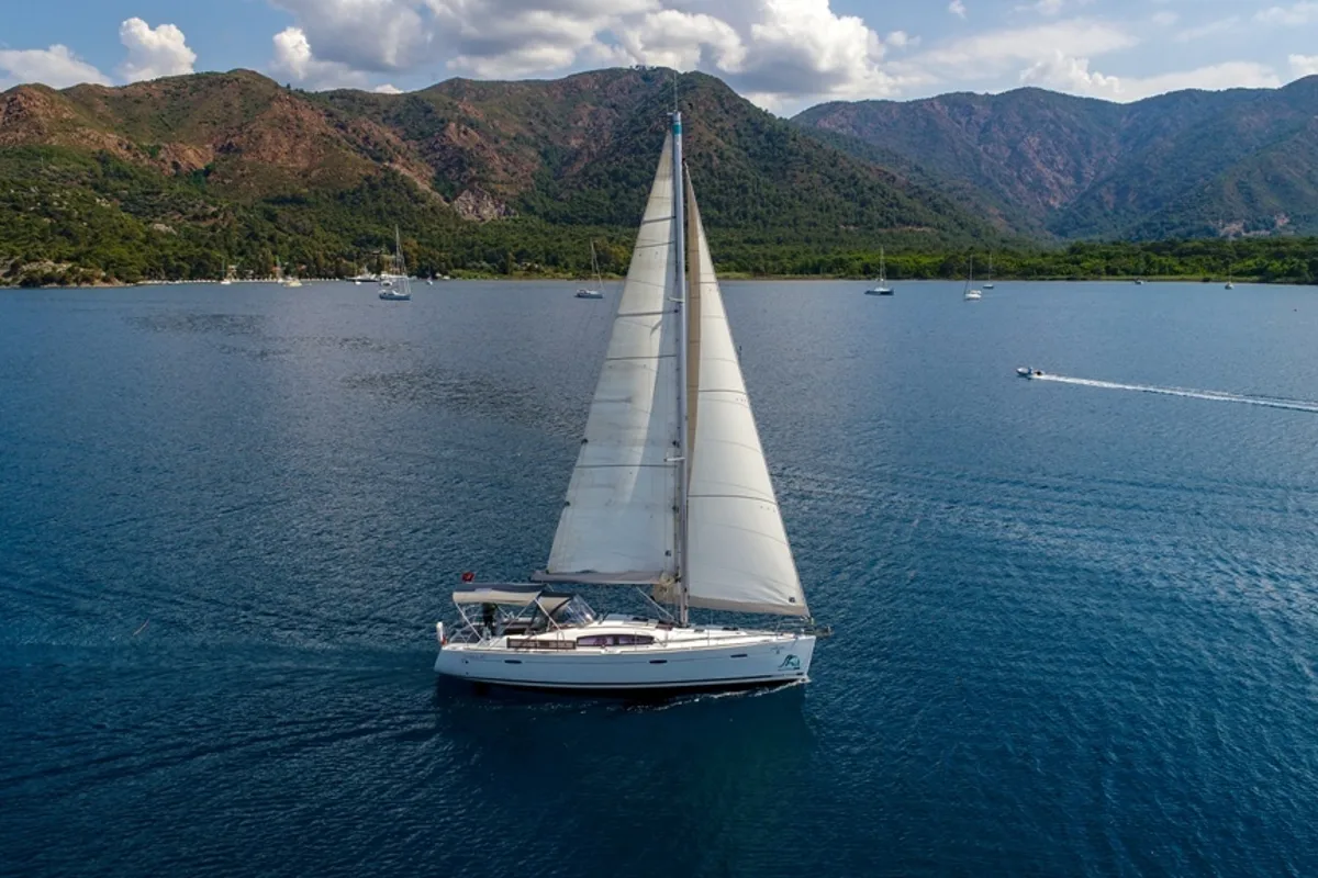 Exterior view of Zezo, a Beneteau Oceanis 40 sailboat at Marmaris, Turkey
