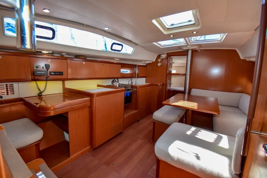 Salon of Zezo, a Beneteau Oceanis 40 sailboat at Marmaris, Turkey