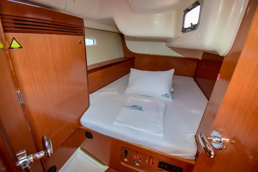Cabin on Zezo, a Beneteau Oceanis 40 sailboat at Marmaris, Turkey