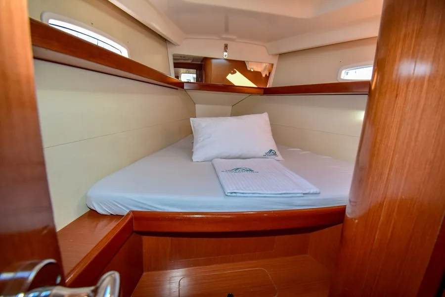 Cabin on Zezo, a Beneteau Oceanis 40 sailboat at Marmaris, Turkey