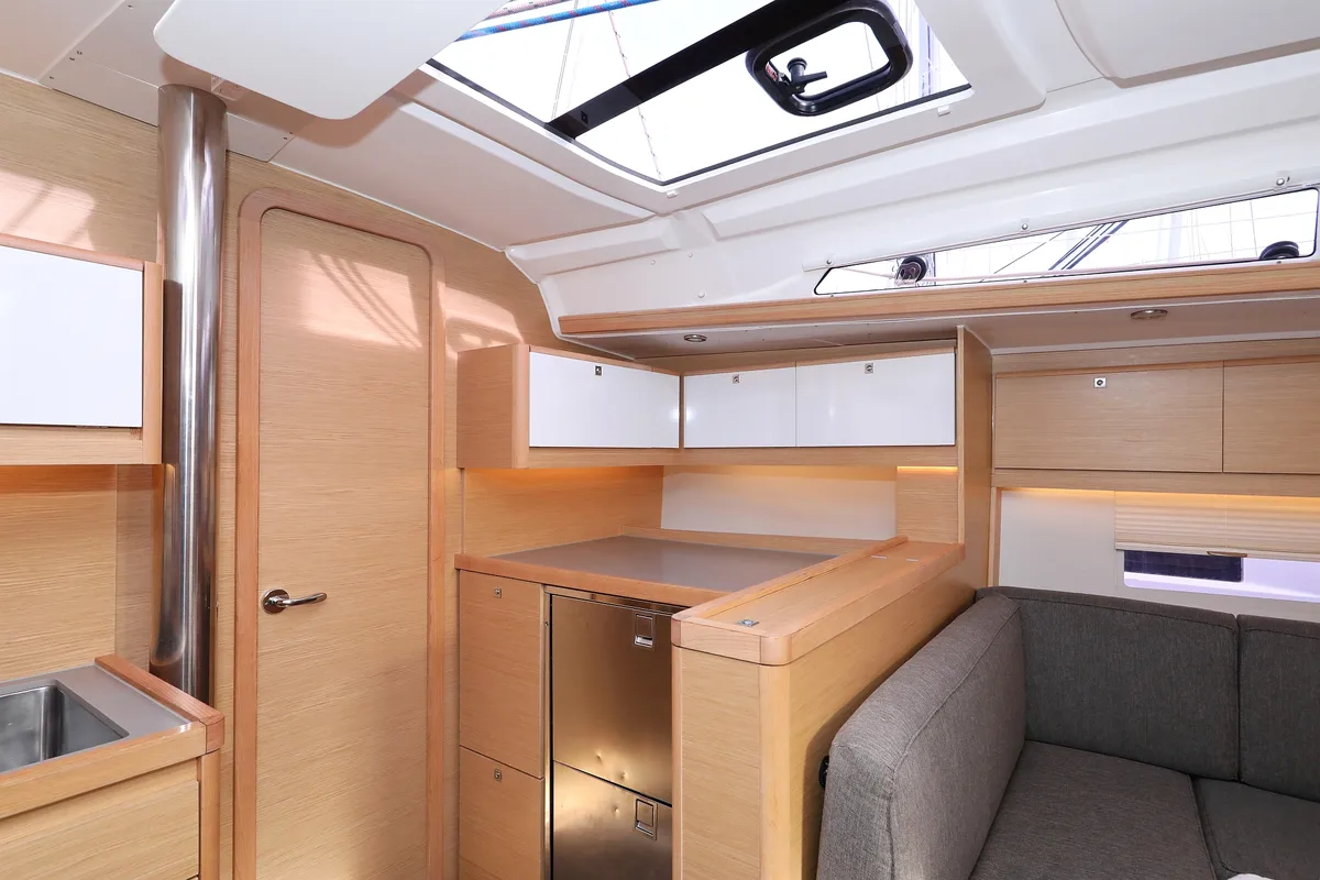Galley of Seeadler, a Dufour 430 sailboat at Grad Vodice, Croatia