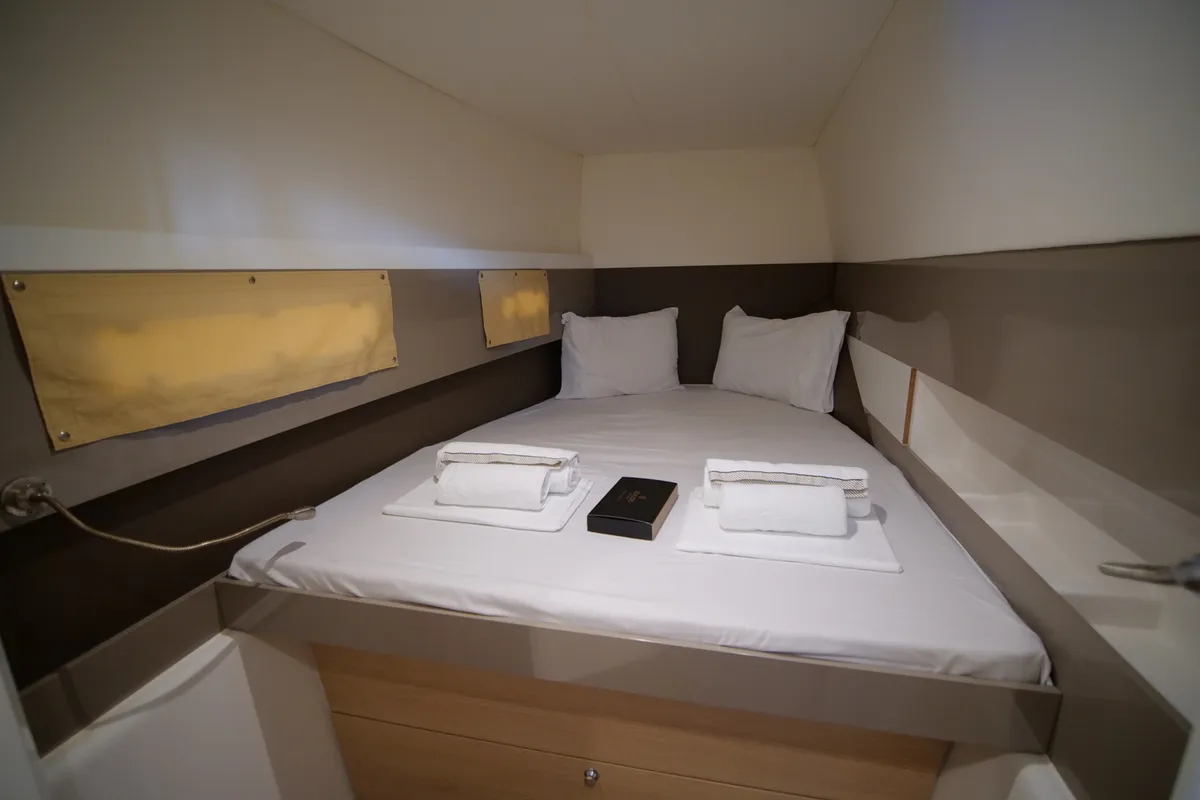 Cabin on Double Kiss, a Bali 4.1 catamaran at Svoronata, Greece