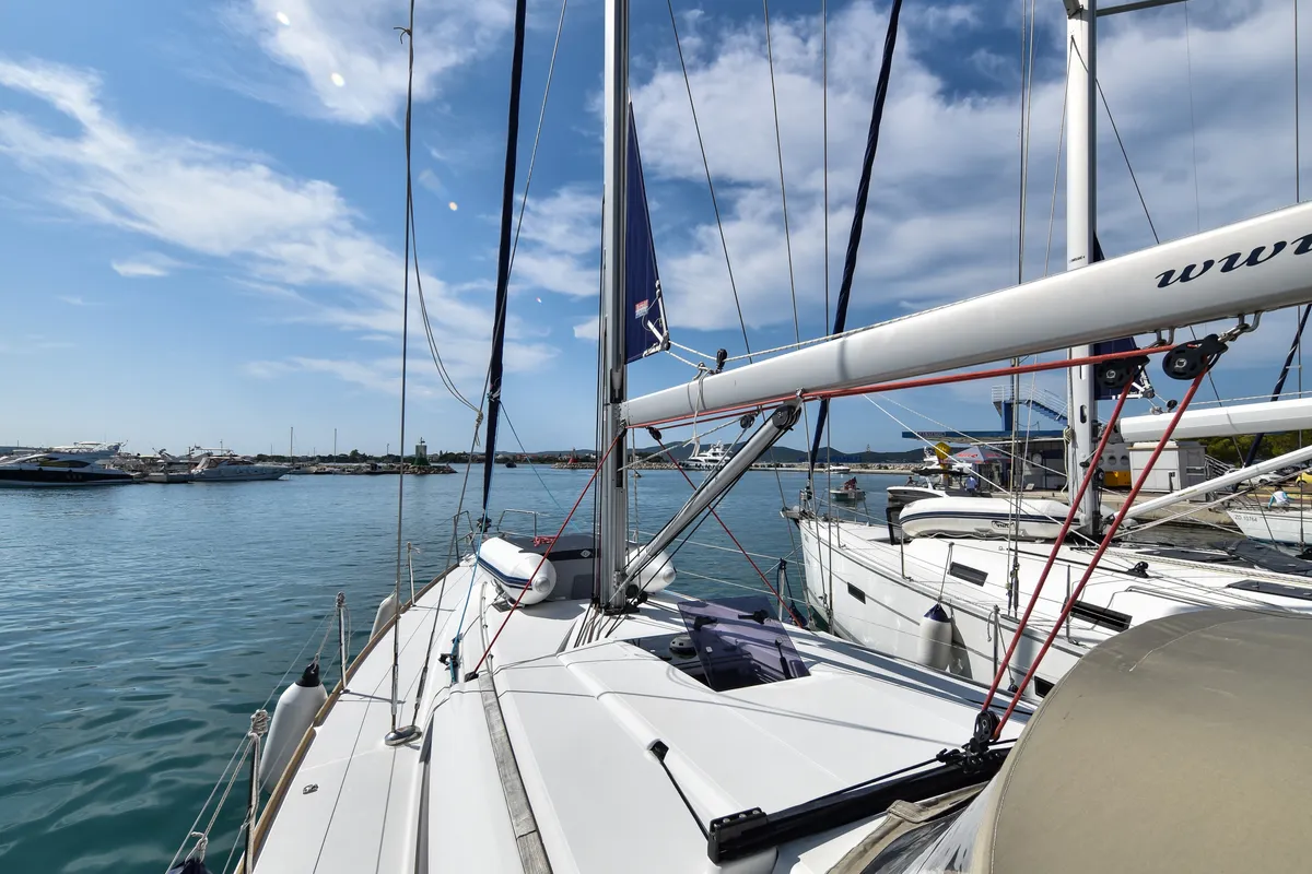 Pižulot, a Jeanneau Sun Odyssey 449 sailboat at Općina Sukošan, Croatia