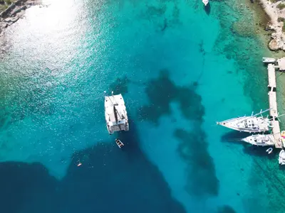 Cabin on Black Duck, a Lagoon 450 Fly catamaran at Pirovac, Croatia