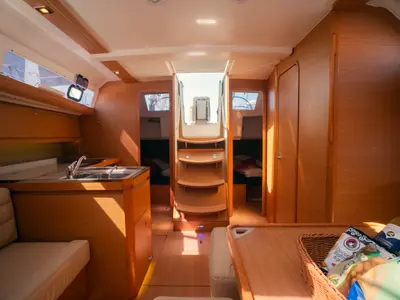Salon of Francesca II, a Dufour 412 Grand large sailboat at Olbia, Italy