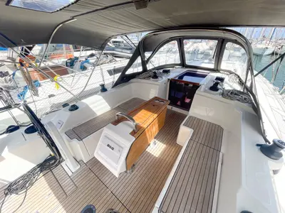 Cockpit of Alaia, a Bavaria C38 sailboat at Plan-d'Aups-Sainte-Baume, France