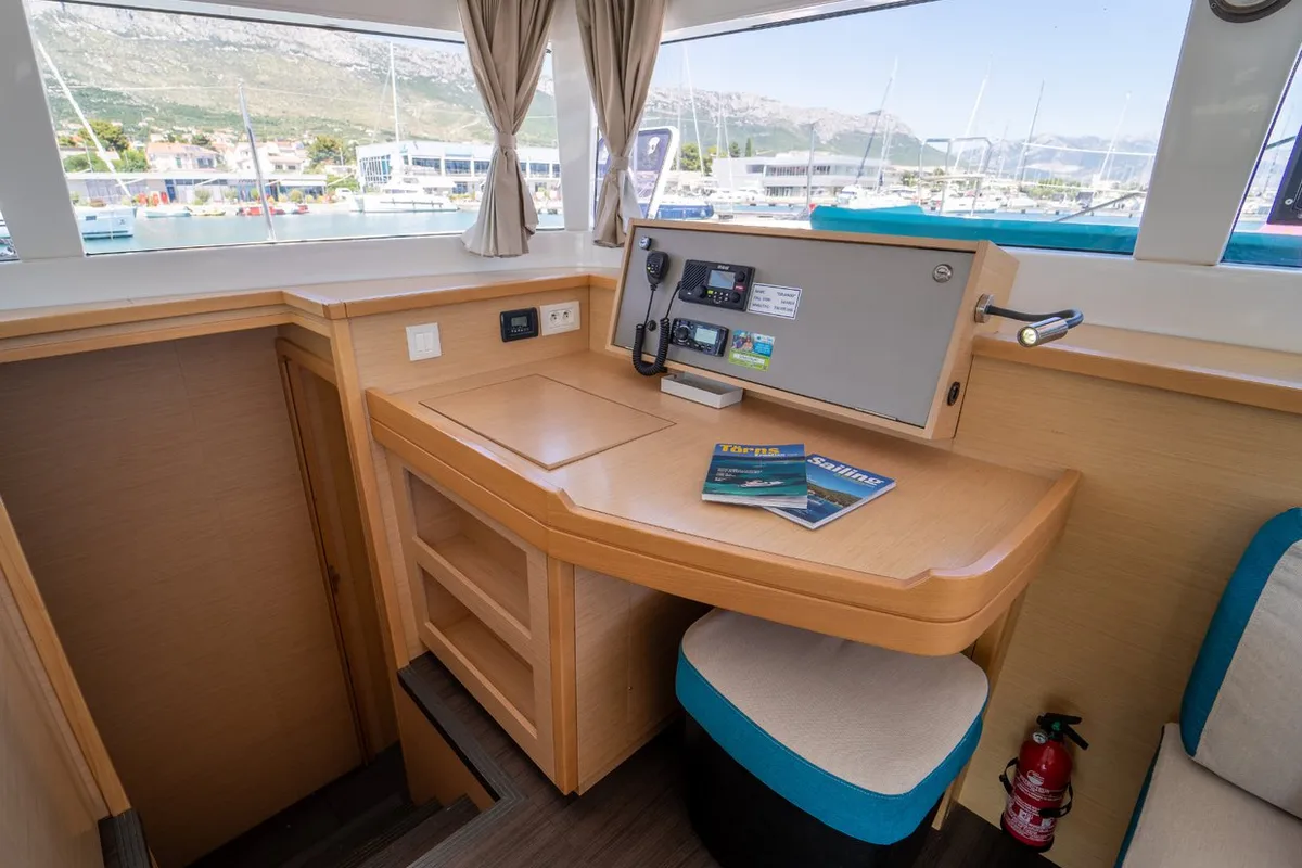 Salon of Orlando, a Lagoon 450 F catamaran at Grad Kaštela, Croatia