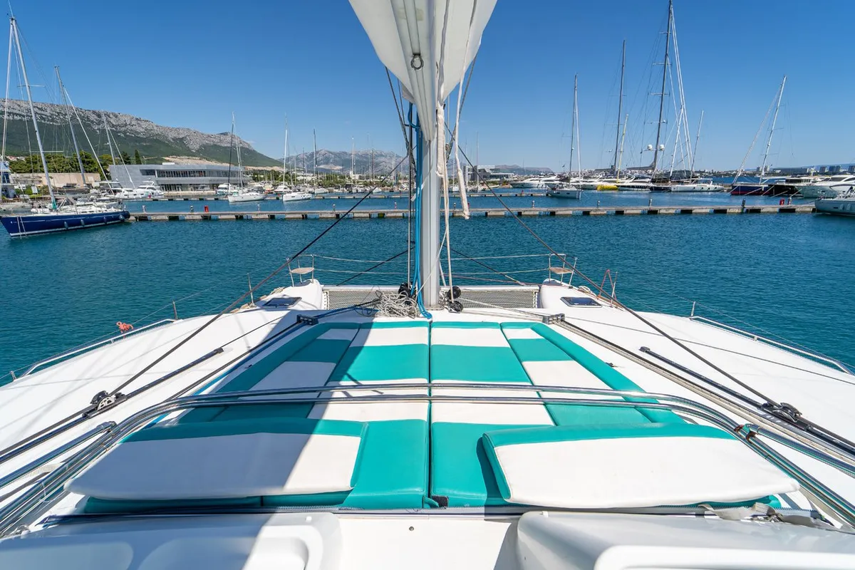 Deck of Orlando, a Lagoon 450 F catamaran at Grad Kaštela, Croatia