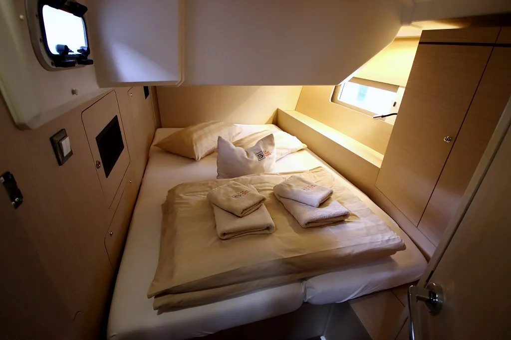 Cabin on Liberty, a Beneteau Oceanis 46.1 sailboat at Općina Rogoznica, Croatia