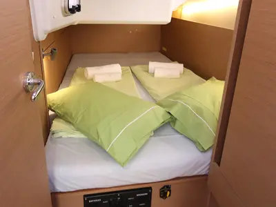 Cabin on Aris, a Jeanneau Sun Odyssey 410 sailboat at Lavreotiki Municipal Unit, Greece