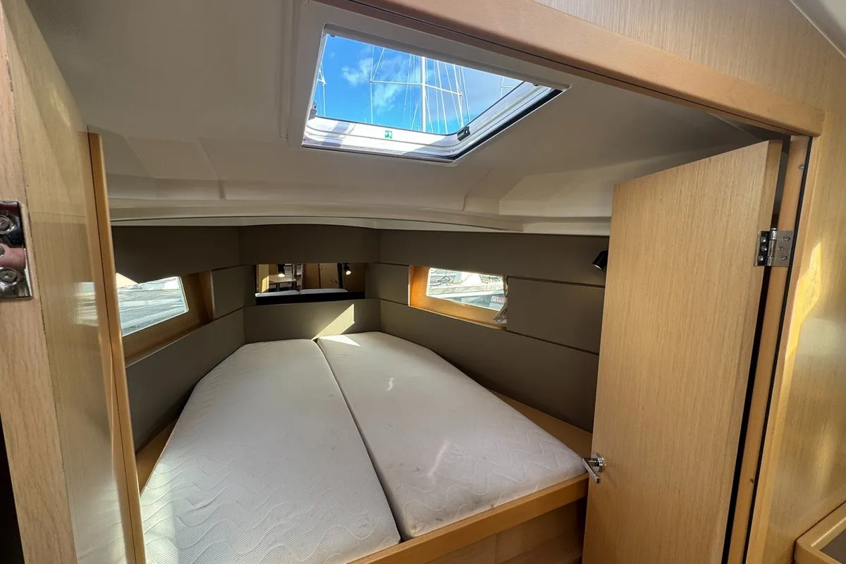 Cabin on Delfino, a Beneteau Oceanis 38.1 sailboat at La Rochelle, France