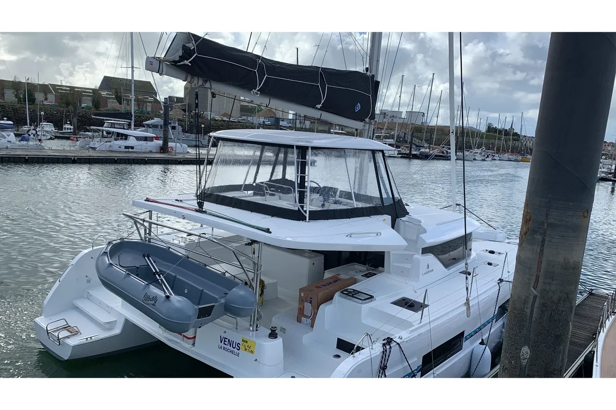 Exterior view of Venus, a Lagoon 46 catamaran at Roche Caiman, Seychelles