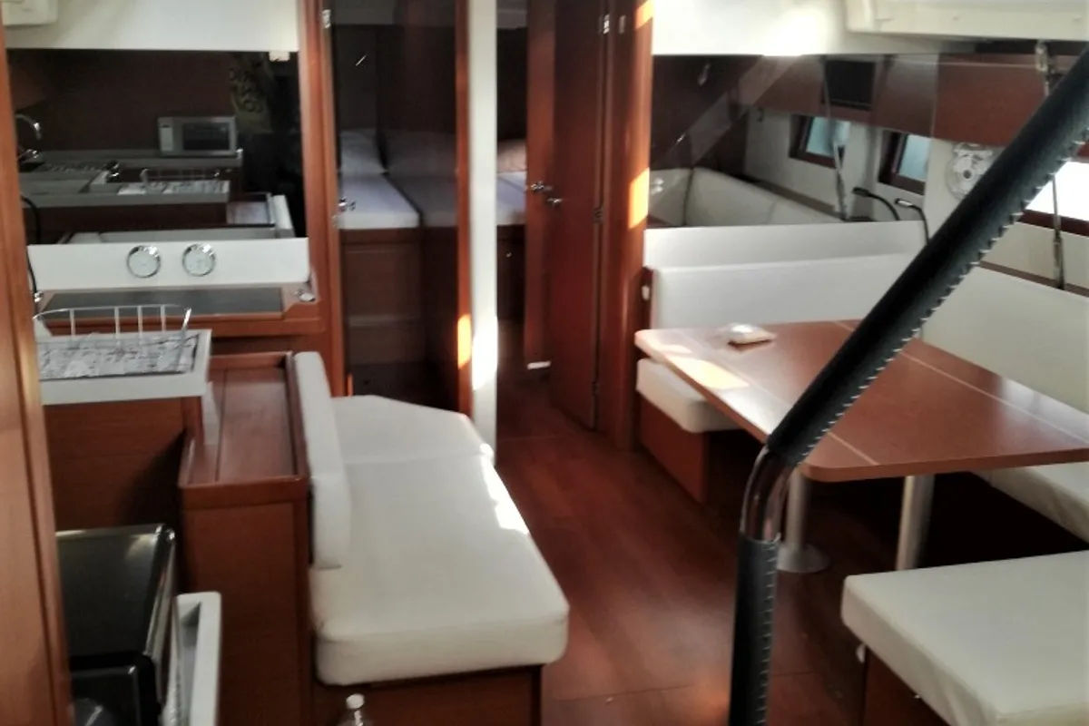 Salon of Aeolian Muse, a Beneteau Oceanis 51.1 sailboat at Preveza, Greece