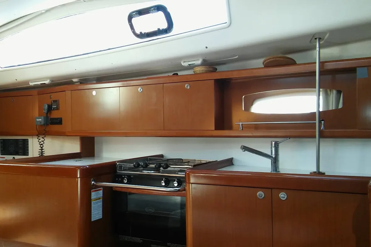 Galley of Arietta, a Beneteau Oceanis 40 sailboat at Volos, Greece