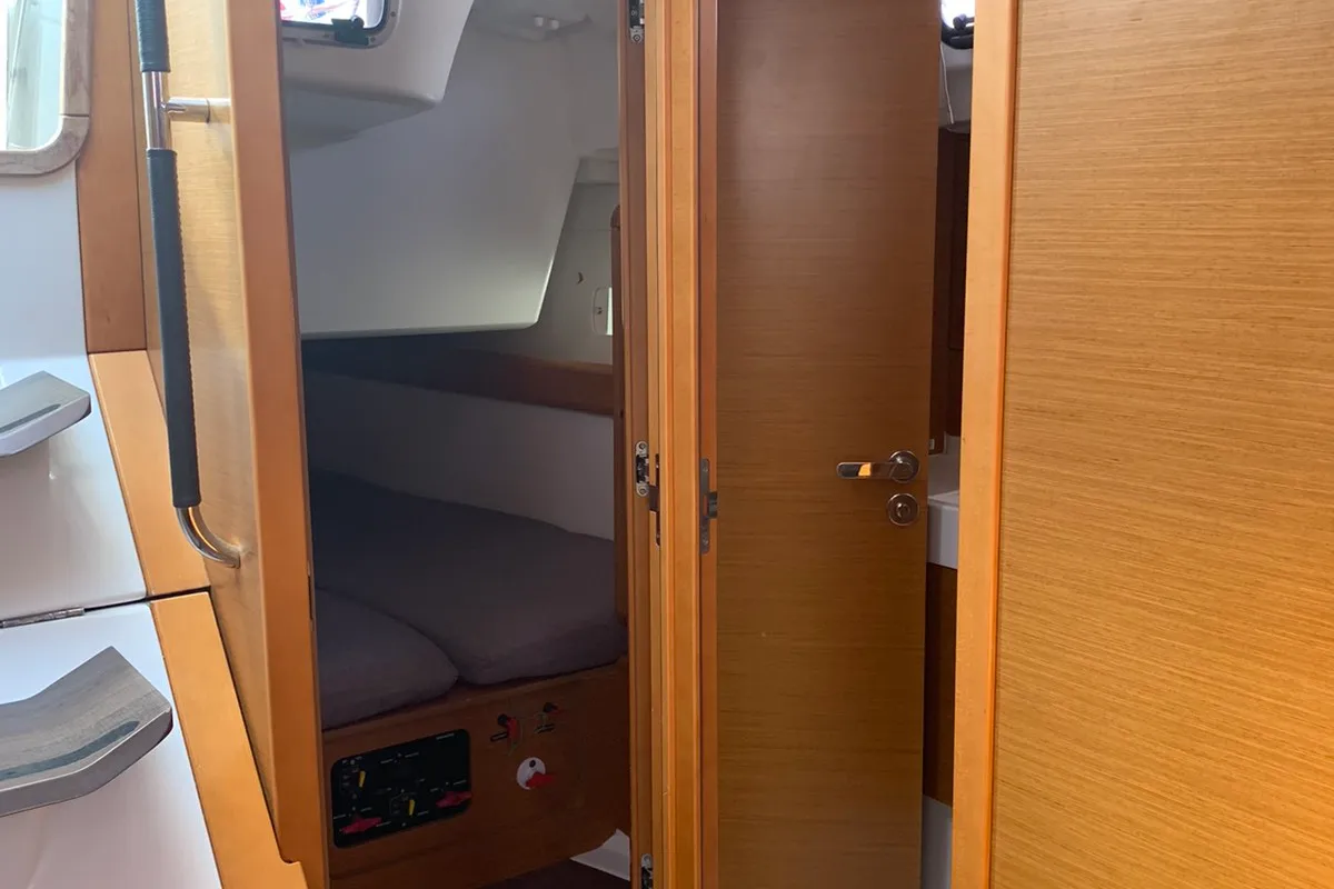 Cabin on Aurora, a Jeanneau Sun Odyssey 519 - 5 + 1 cab. sailboat at Skiathos, Greece