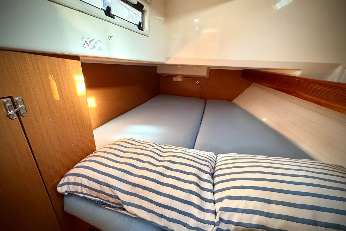 Cabin on Mayla, a Bavaria Cruiser 40 sailboat at Fethiye, Turkey