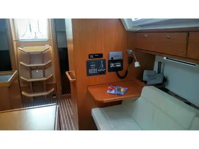 Salon of AF-B37C, a Bavaria Cruiser 37 sailboat at Athens, Greece