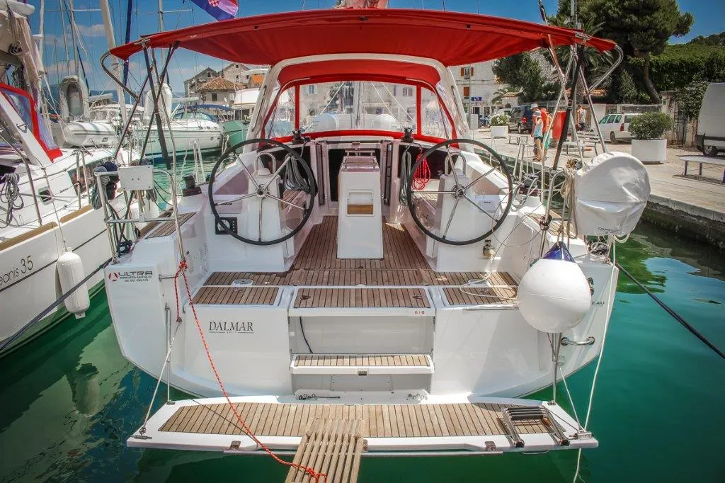 Exterior view of Dalmar, a Beneteau Oceanis 35 sailboat at Općina Medulin, Croatia