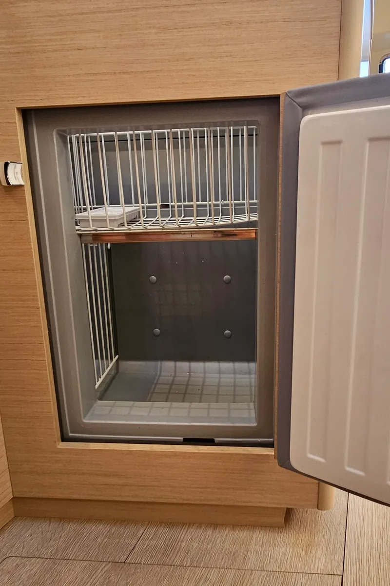 Galley of Dream Weaver, a Beneteau Oceanis 40.1 sailboat at Zadar, Croatia
