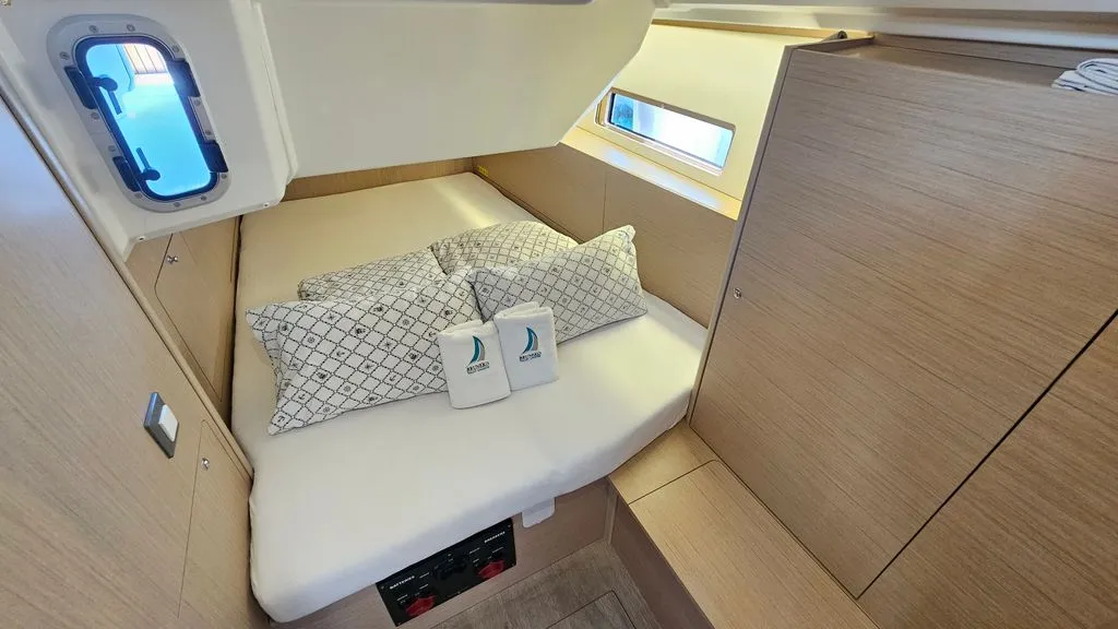 Cabin on Dream Weaver, a Beneteau Oceanis 40.1 sailboat at Zadar, Croatia