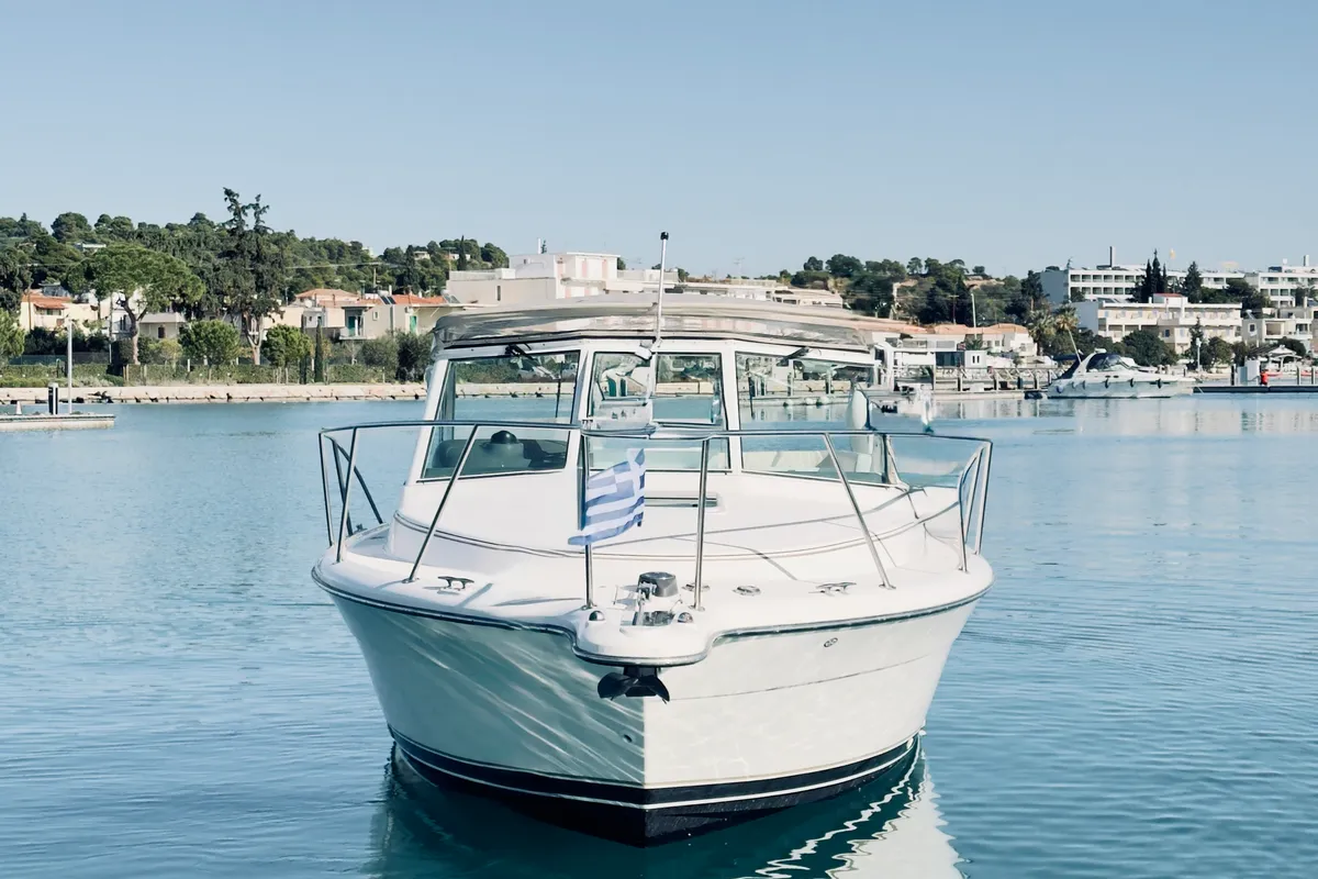 Exterior view of Fiki, a Tiara 2900 Coronet motorboat at Kranidi, Greece