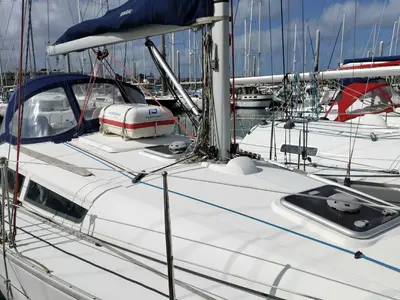 Deck of Jami 3, a Jeanneau Sun Odyssey 32i sailboat at Saint-Cast-le-Guildo, France