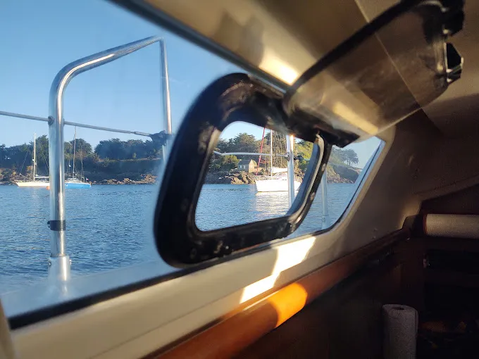 Jami 3, a Jeanneau Sun Odyssey 32i sailboat at Saint-Cast-le-Guildo, France
